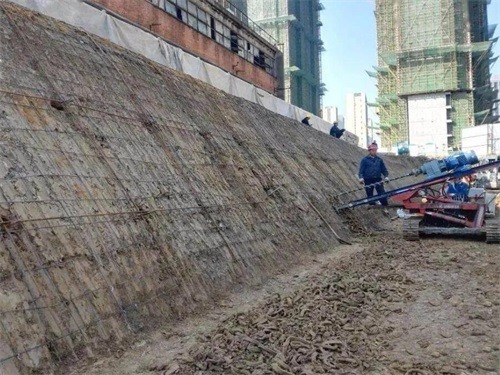 西工建筑边坡支护